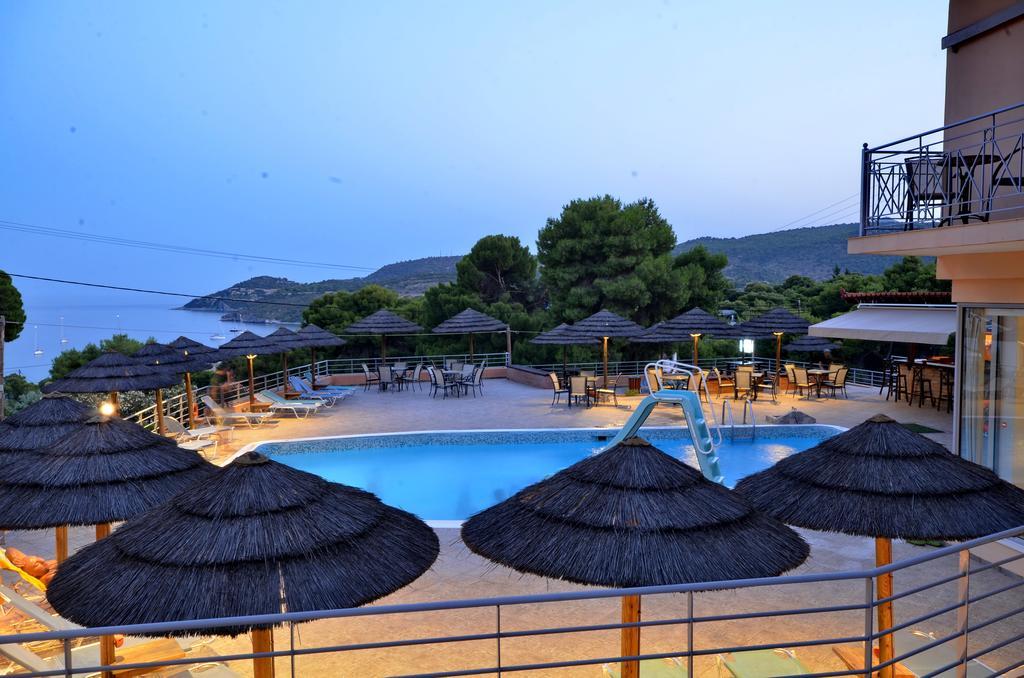 Hotel Magda Agia Marina  المظهر الخارجي الصورة