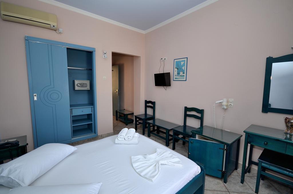 Hotel Magda Agia Marina  المظهر الخارجي الصورة