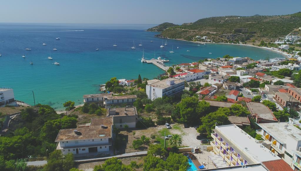 Hotel Magda Agia Marina  المظهر الخارجي الصورة